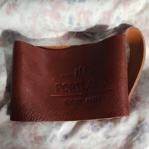 Portland Leather Brown Mug Hugger